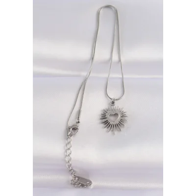 BUĞZ 316L Çelik Zincir Gümüş Renk Kalp Güneşi Tasarımlı Kolye - Lisinya