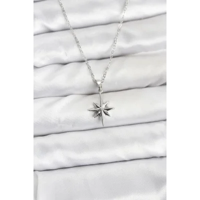 BUĞZ 316L Çelik Zincir Gümüş Renk Kutup Yıldızı Model Kadın Kolye
