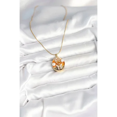 BUĞZ 316L Çelik Zincir Kelebek Model Sanatsal Portre Kadın Kolye - Lisinya