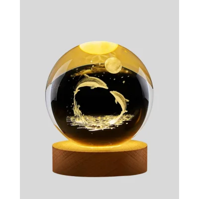 BUĞZ 3D Yunus Desenli Kristal Küre Ahşap Tabanlı Işıklı Dekor Objesi - Lisinya