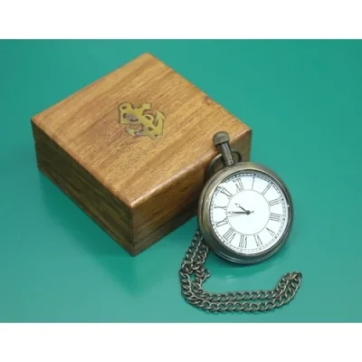  Ahşap Kutulu Köstekli Saat Model 1