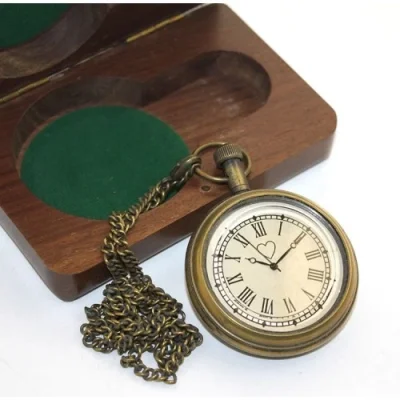  Ahşap Kutulu Pirinç Köstekli Saat Model 5