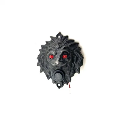  Antika Tarz Dekoratif Pirinç Aslan Kapı Zili - 100x78 mm, Oksit, Led Işıklı