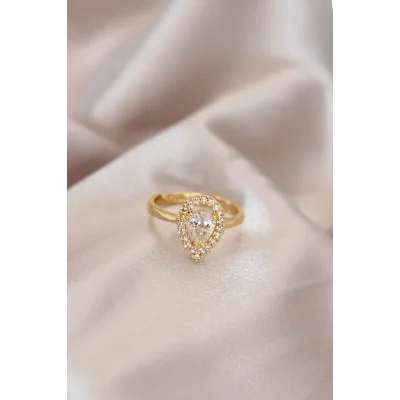 BUĞZ Ayarlamalı Gold Renk Metal Zirkon Taşlı Damla Model Yüzük