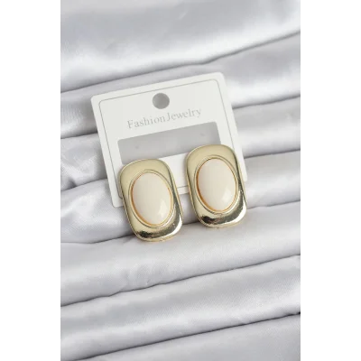 BUĞZ Beyaz Renk Kare Model Vintage Kadın Küpe