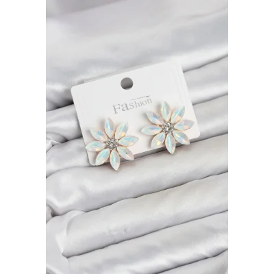 BUĞZ Beyaz Renk Kristal Taşlı Lotus Çiçek Model Kadın Küpe