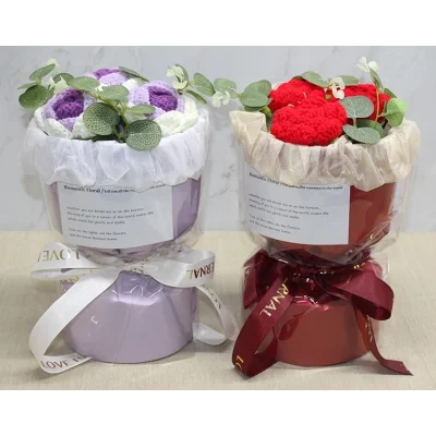 BUĞZ El Örgüsü Romantik Gül Buketi