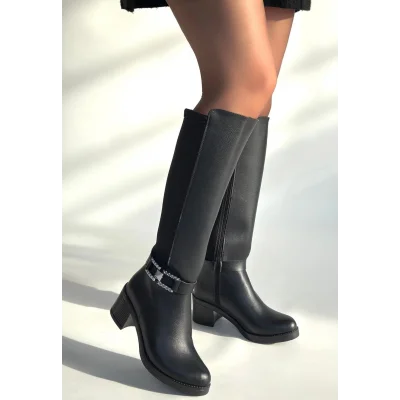 BUĞZ Emrat Siyah Cilt Topuklu Çizme - Lisinya