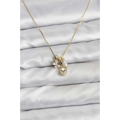 BUĞZ Gold Renk Pirinç Minimal Kelebek Charmlı Kadın Kolye