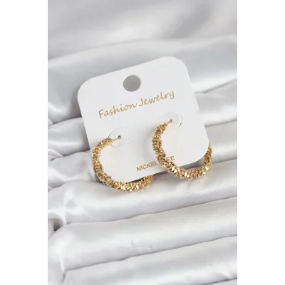 BUĞZ Gold Renk Pirinç Tırtık Model Kadın Küpe