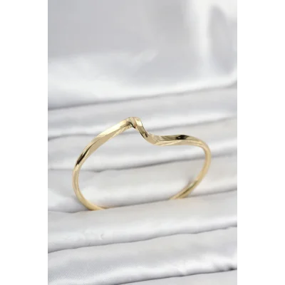 BUĞZ Gold Renk Pirinç Zikzak Model Kadın Bileklik