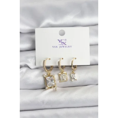 BUĞZ Gold Renk Zirkon Taşlı Kadın Küpe