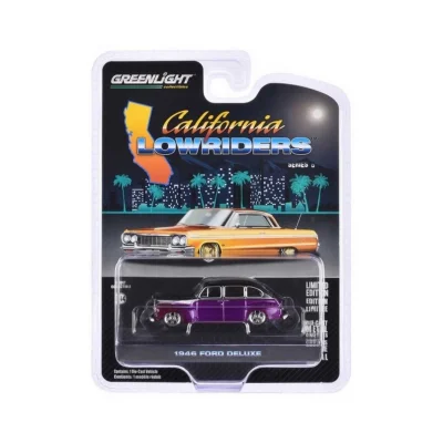  Greenlight 1/64 California Lowriders Series 6- 1946 Fordor Super Deluxe