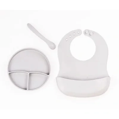 BUĞZ Gri 3’lü Silikon Yemek Seti – Önlük + Diş Kaşıyıcılı Kaşık + Vakumlu Tabak