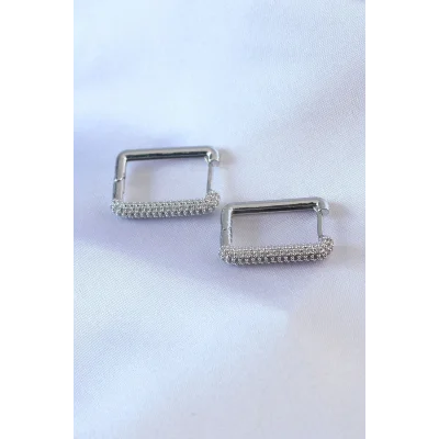 BUĞZ Gümüş Renk Kare Model Zirkon Taşlı Pirinç Kadın Küpe