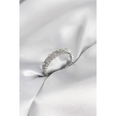 BUĞZ Gümüş Renk Motif Desenli Zirkon Taşlı Kadın Yüzük