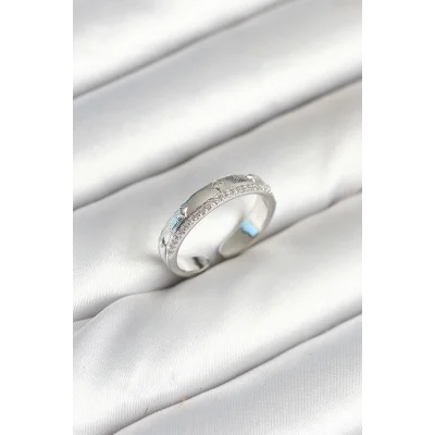 BUĞZ Gümüş Renk Şerit Zirkon Taşlı Kadın Yüzük