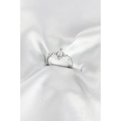 BUĞZ Gümüş Renk Vintage Model Zirkon Taşlı Yüzük