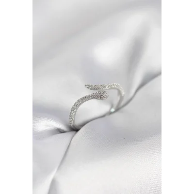 BUĞZ Gümüş Renk Yılan Model Zirkon Taşlı Kadın Yüzük