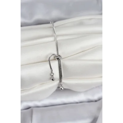 BUĞZ Gümüş Renk Yonca Model Zirkon Taşlı Asansörlü Kadın Bileklik - BUĞZ