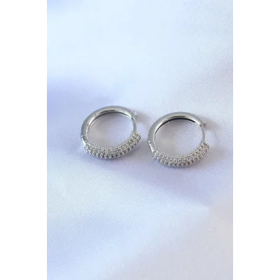 BUĞZ Gümüş Renk Zirkon Taşlı Halka Model Pirinç Kadın Küpe