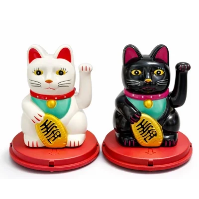 BUĞZ Güneş Enerjili Sallanan Şans Kedisi - Maneki Neko Alk4521
