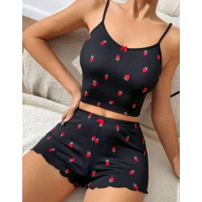 BUĞZ Kadın Siyah Çilek Desenli Seksi Gecelik Takım 5020