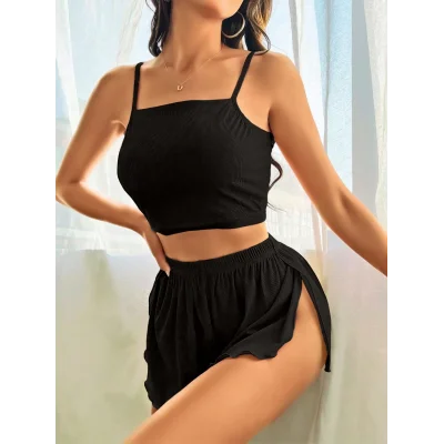 BUĞZ Kadın Siyah Yandan Yırtmaçlı Askılı Şortlu Pijama Takım 5041