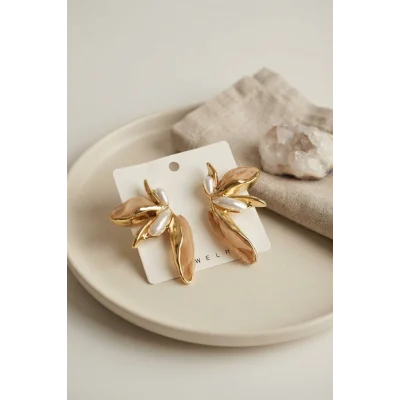 BUĞZ Kahverengi Renk Lotus Yaprak Model Kadın Küpe