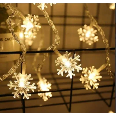 BUĞZ Kar Tanesi 5m 28 Led Gün Işığı Kar Tanesi:4cm Pilli 2 Kademeli