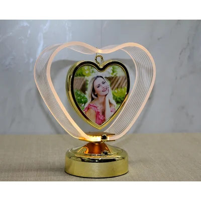 BUĞZ Kişiye Özel Fotoğraf Alanlı Kalpli Led Çerçeve Model 1