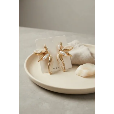 BUĞZ Krem Renk Lotus Yaprak Model Kadın Küpe