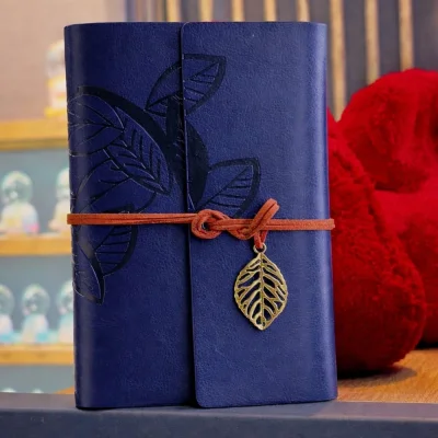 BUĞZ Lacivert Yaprak Desenli Deri Defter