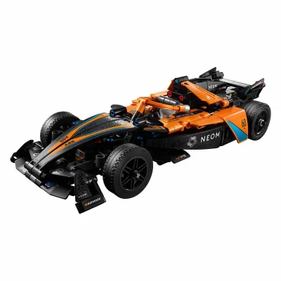 BUĞZ LEGO Technic NEOM McLaren Formula E Yarış Arabası 42169
