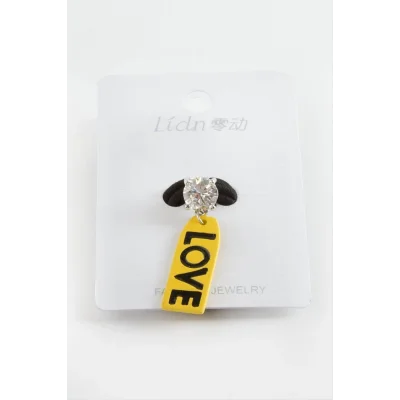 BUĞZ Love Yazılı Tek Taş Lastikli Toka