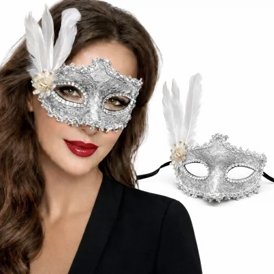 BUĞZ Lüks Beyaz Tüylü Venedik Maskesi – Taşlı Dantel Tasarım