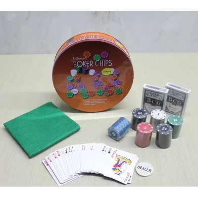 BUĞZ Metal Kutulu 120 Chip Ve 2 Adet İskambil  Kağit Setine Sahip Poker Oyunu Alk3535