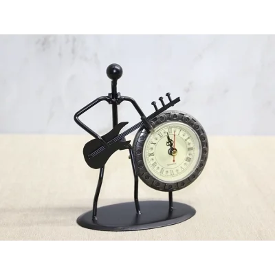 BUĞZ Metal Saatli Gitar Çalan Müzisyen Alk4334