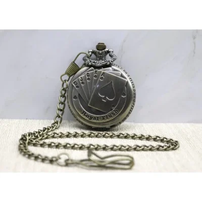  Oyun Kartı Tasarımlı Köstekli Saat