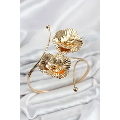BUĞZ Pazu Bileklik Gold Renk Pirinç Çiçek Model