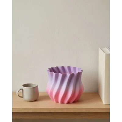 BUĞZ Pembe Lila Degrade Kıvrımlı 3D Vazo Estetik Ev Ofis Dekoru