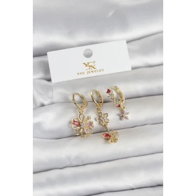 BUĞZ Pirinç Gold Renk Çiçek Model 3lü Kadın Küpe