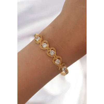 BUĞZ Pirinç Gold Renk İçi Zirkon Taşlı Kalp Figürlü Bileklik - Lisinya