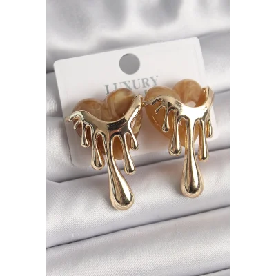 BUĞZ Pirinç Gold Renk Krem Sedefli Akan Kalp Model Kadın Küpe