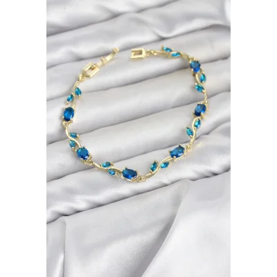 BUĞZ Pirinç Gold Renk Mavi Zirkon Taşlı Çiçek Model Kadın Bileklik