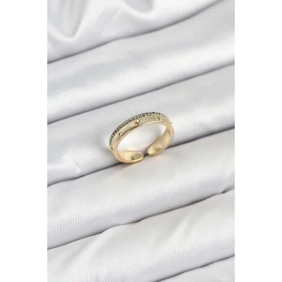 BUĞZ Pirinç Gold Renk Sıralı Zirkon Taşlı Kutup Yıldızı Model Kadın Yüzük