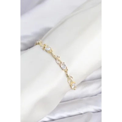 BUĞZ Pirinç Gold Renk Zirkon Taşlı Çiçek Model Kadın Bileklik - BUĞZ