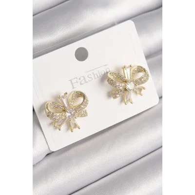 BUĞZ Pirinç Gold Renk Zirkon Taşlı Fiyonk Model Kadın Küpe