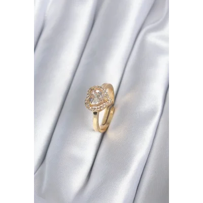 BUĞZ Pirinç Gold Renk Zirkon Taşlı Kalp Charm Model Kadın Yüzük