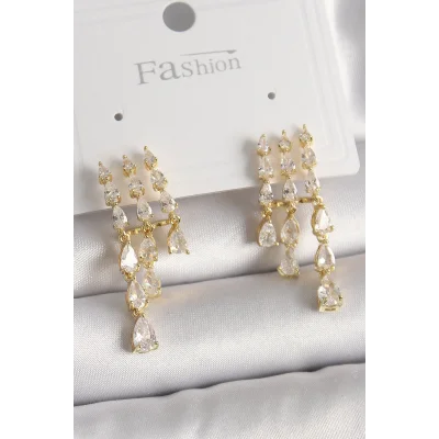 BUĞZ Pirinç Gold Renk Zirkon Taşlı Yağmur Model Kadın Küpe